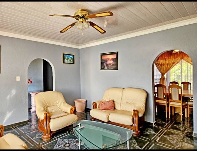 4 BEDROOM HOUSE FOR SALE IN NORKEM PARK